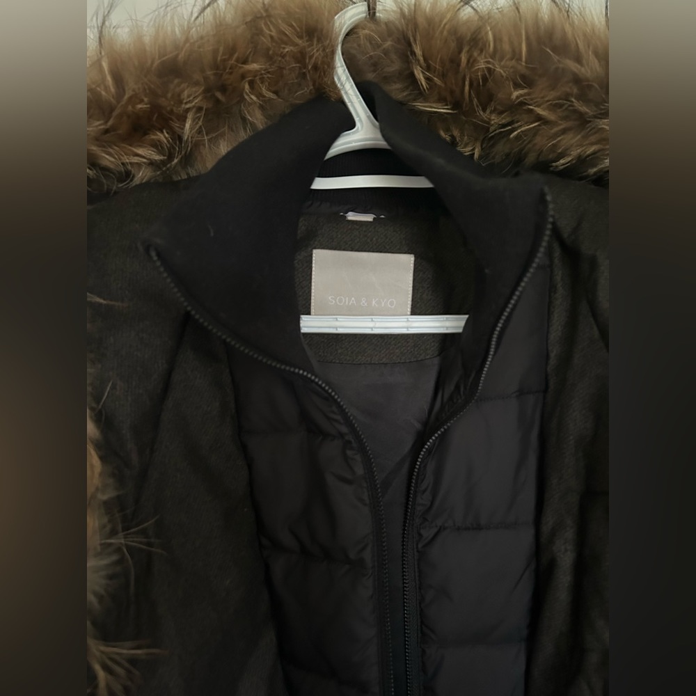 A beautiful Soia & kyo ladies parka size medium